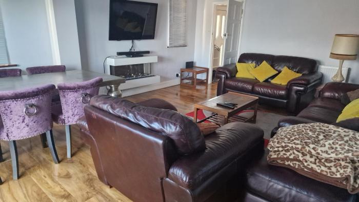 family home three bed house near the beach