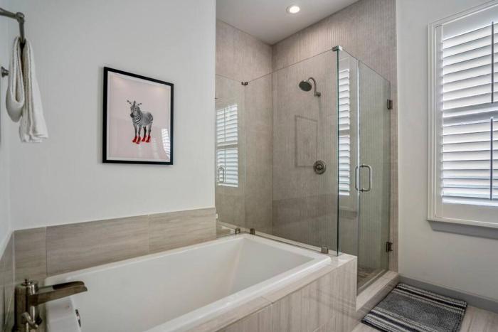 urban jungle retreat in the htx skyline