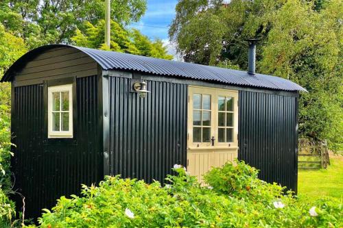 shepherd hut glamping in northumberland
