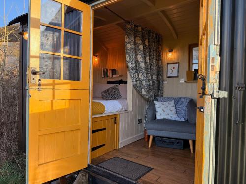 shepherd hut glamping in northumberland