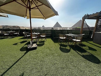 narmer pyramids view