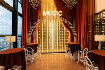 klcc modern musical sty 5pax scarletz suite
