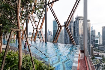 klcc modern musical sty 5pax scarletz suite