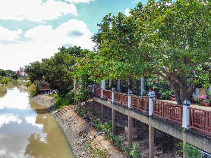 romyen cafe homestay