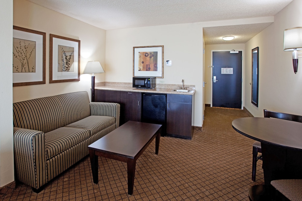 holiday inn express and suites newberry by ihg