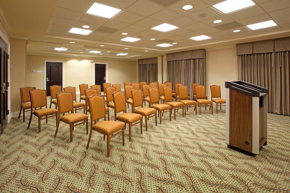 holiday inn express and suites newberry by ihg