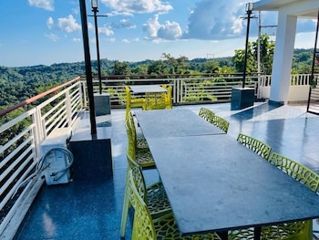 Paradise Woodland Resort Chintpurni,,2 star