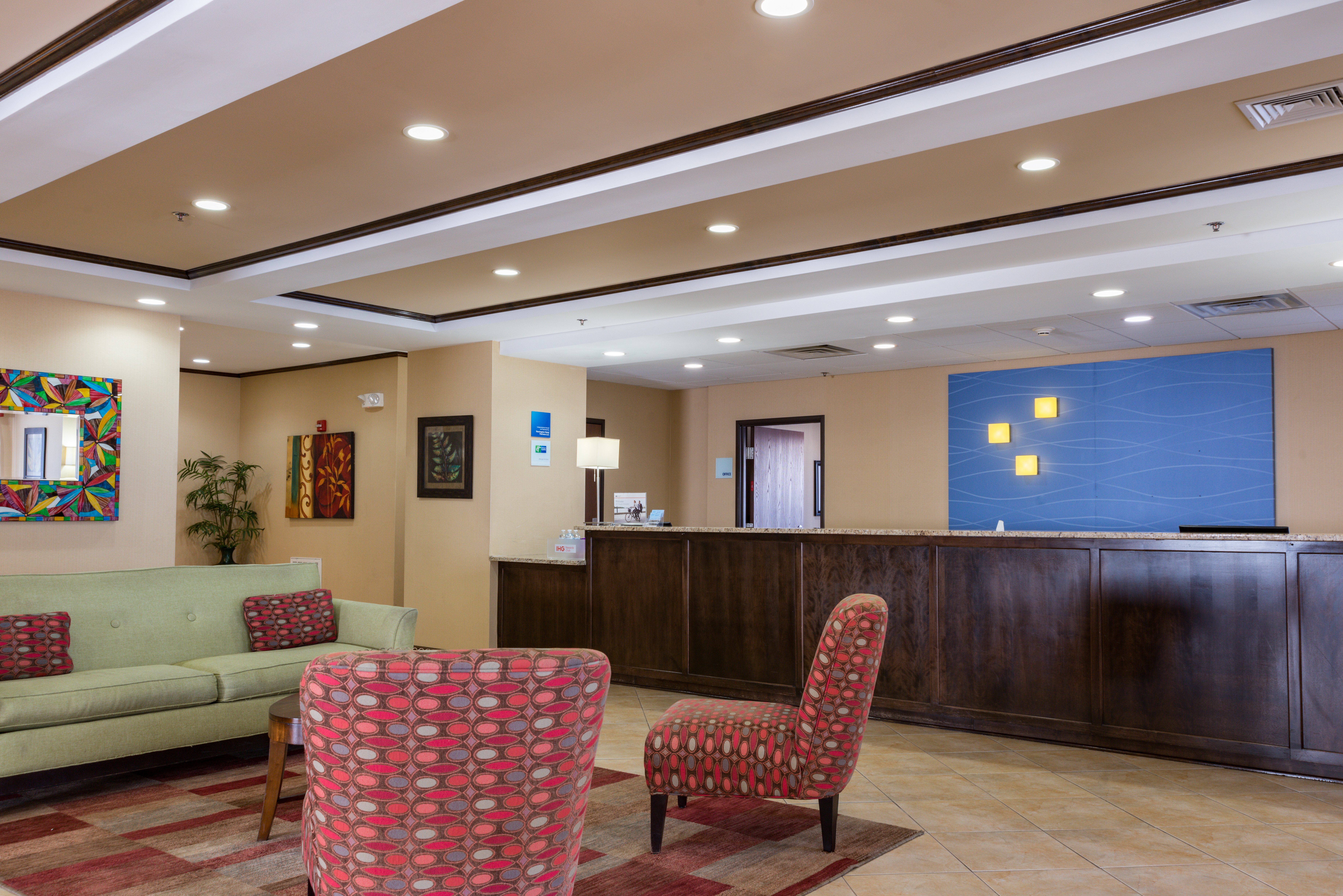 holiday inn express hartford newington by ihg