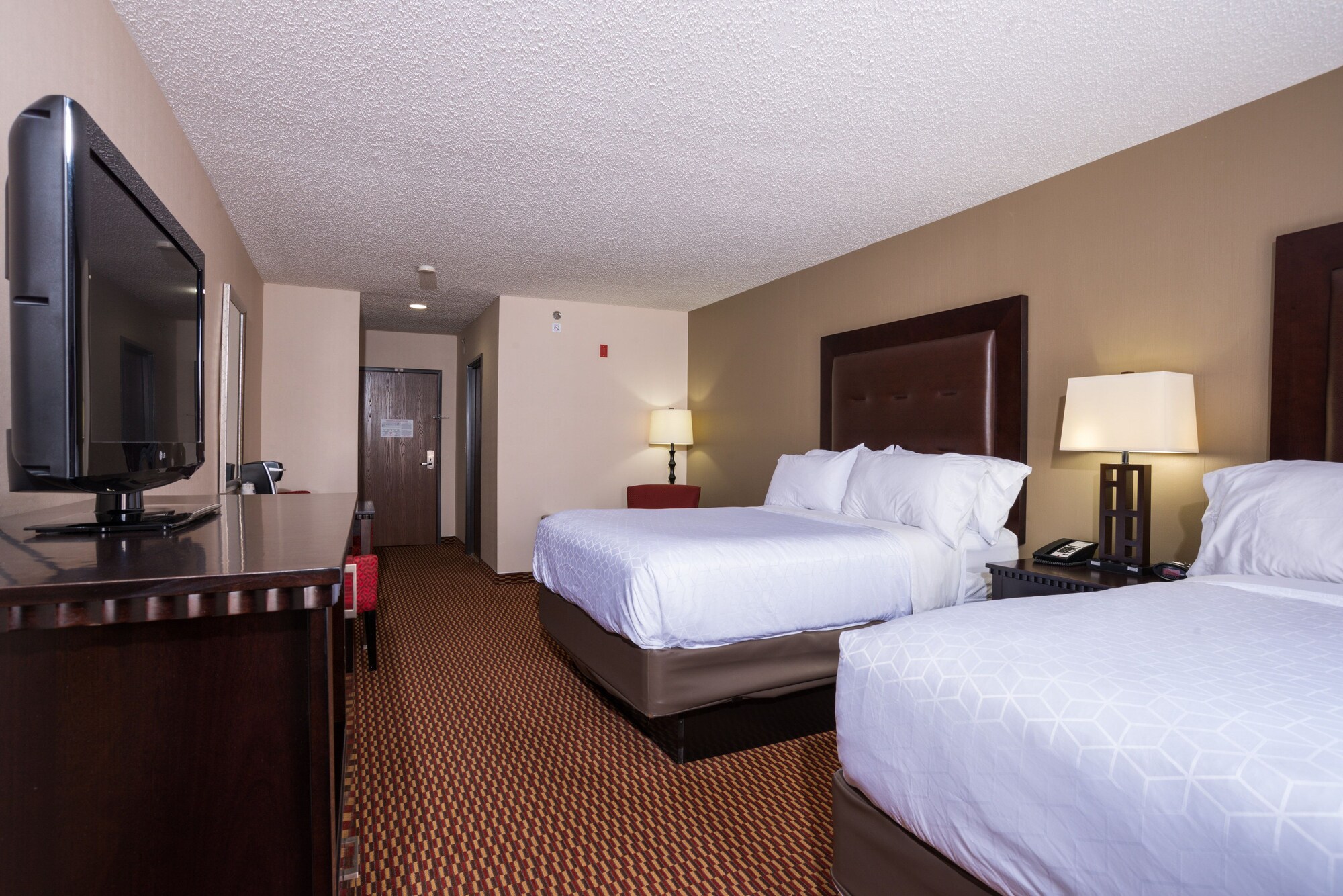 holiday inn express hartford newington by ihg