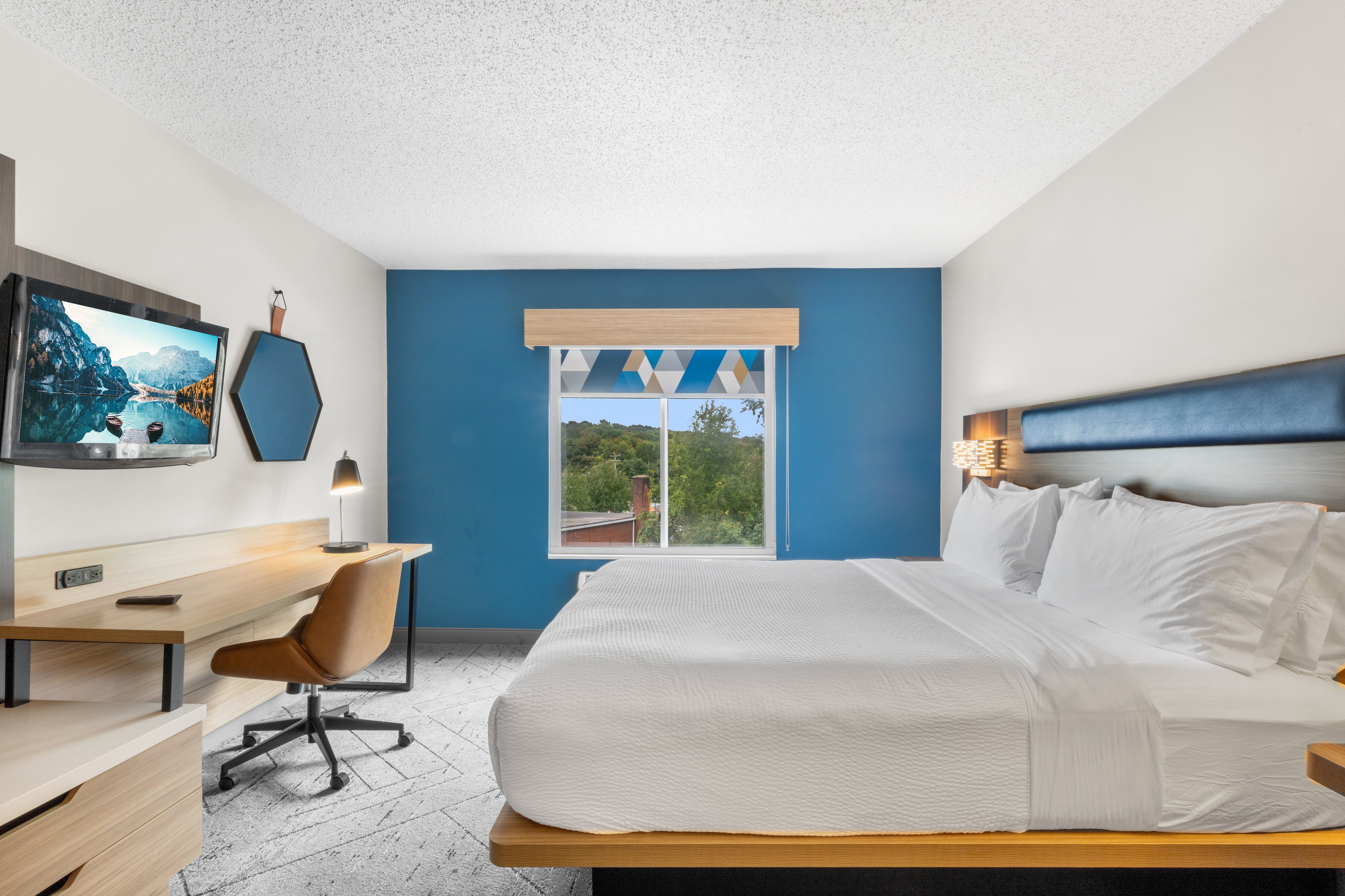 holiday inn express hartford newington by ihg