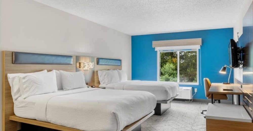 holiday inn express hartford newington by ihg