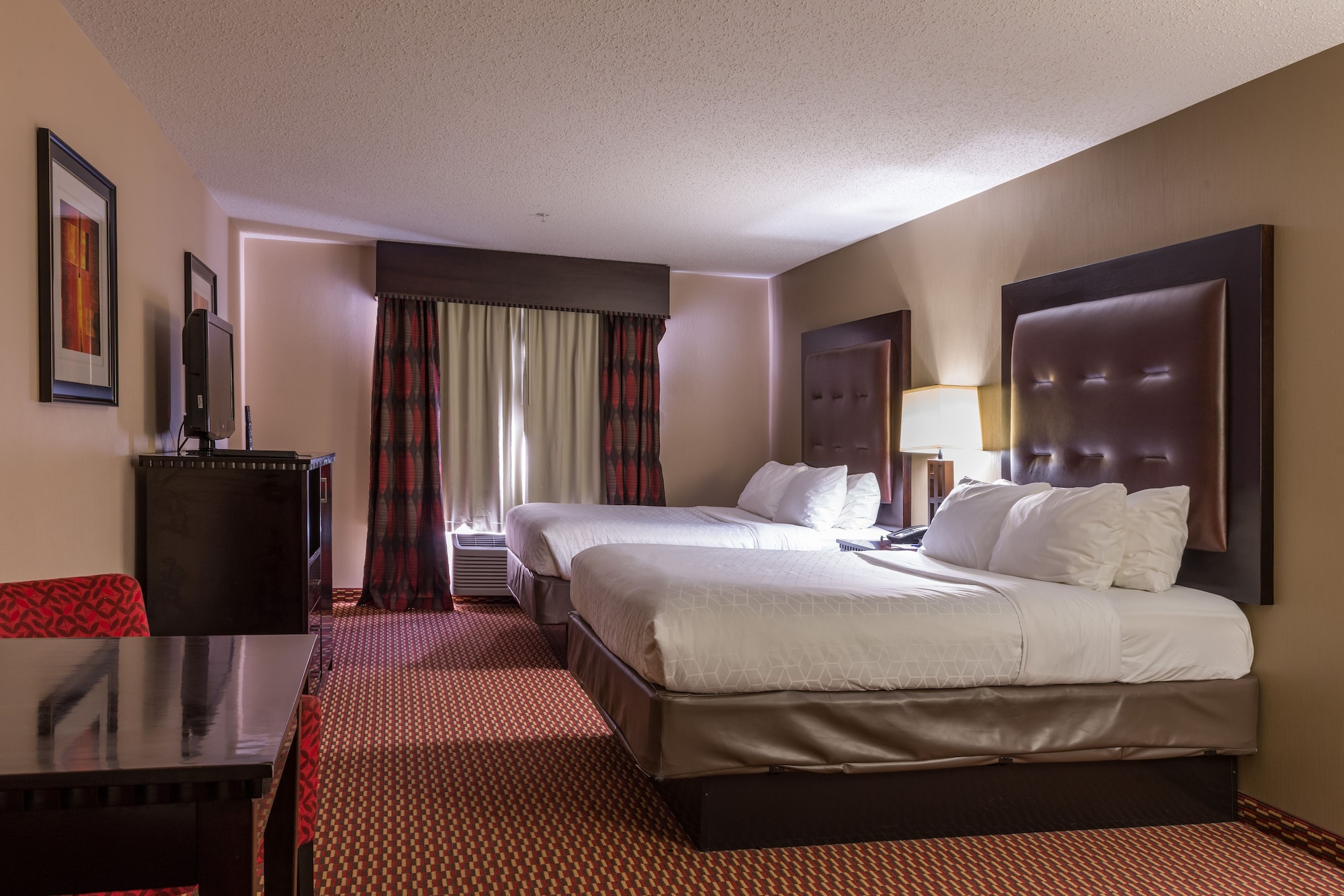 holiday inn express hartford newington by ihg