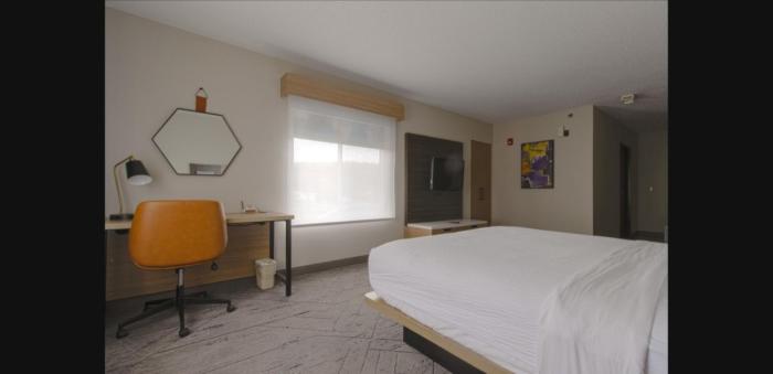 holiday inn express hartford newington by ihg