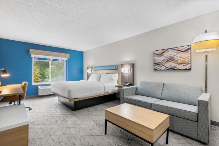 holiday inn express hartford newington by ihg