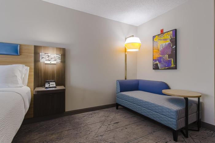 holiday inn express hartford newington by ihg