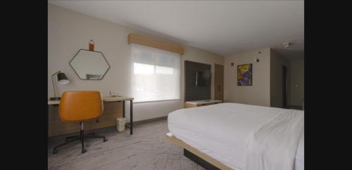 holiday inn express hartford newington by ihg