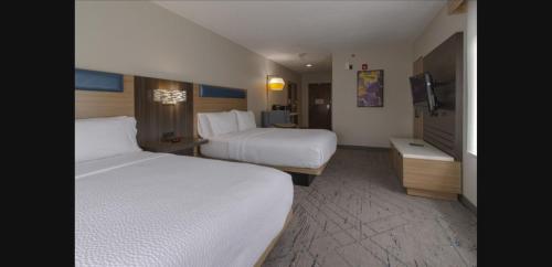 holiday inn express hartford newington by ihg