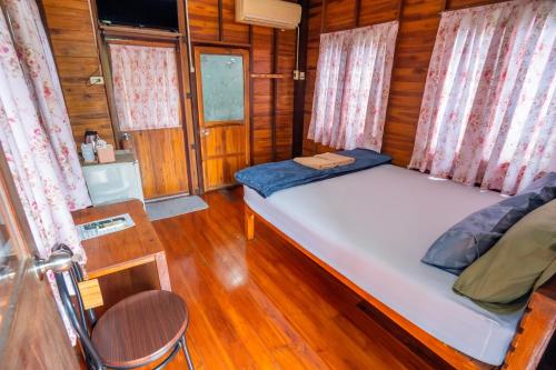 ban suan bang toei homestay