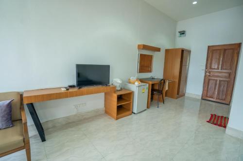 ban suan bang toei homestay