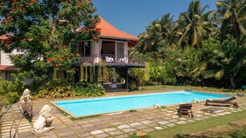 Ama Stays & Trails Skyfall, Kashid,,5 star