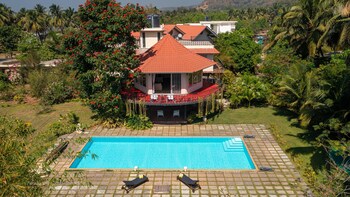 Ama Stays & Trails Skyfall, Kashid,,5 star