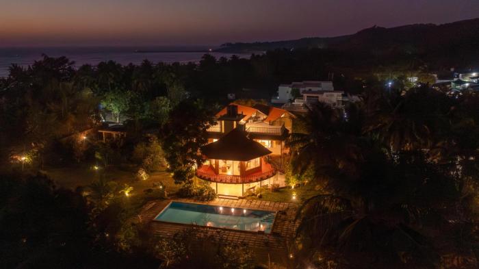 ama stays and trails skyfall kashid