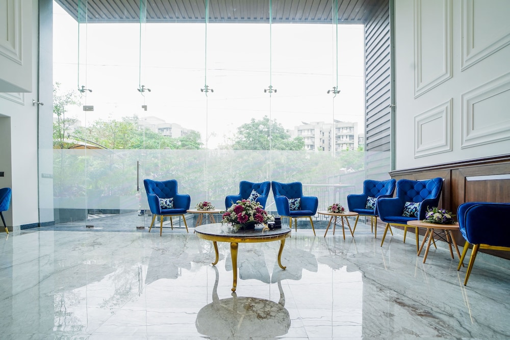 saltstayz select golf course road and sector 57