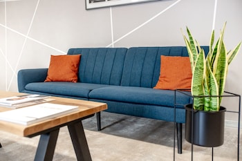 Miralago Locarno Easy Rooms,1 Via San Vittore,4 star