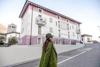 Miralago Locarno Easy Rooms,1 Via San Vittore,4 star
