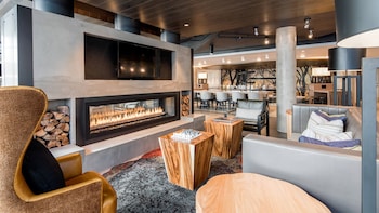 Global Luxury Suites At Reston,11410 Reston Station Blvd,4 star