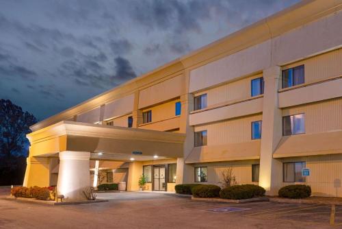 la quinta inn and suites by wyndham jackson