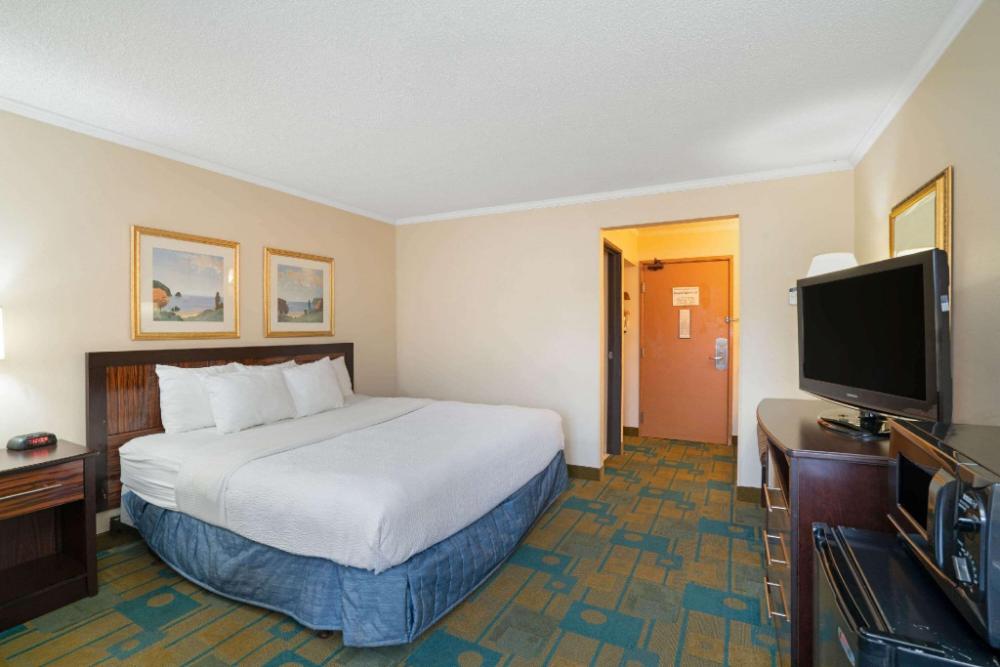 la quinta inn and suites by wyndham jackson