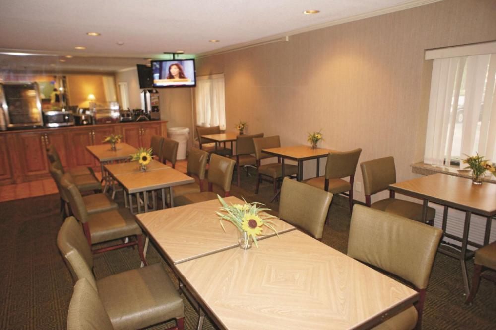 la quinta inn and suites by wyndham jackson