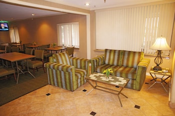 La Quinta Inn & Suites By Wyndham Jackson,Madison>>Jackson,3 star