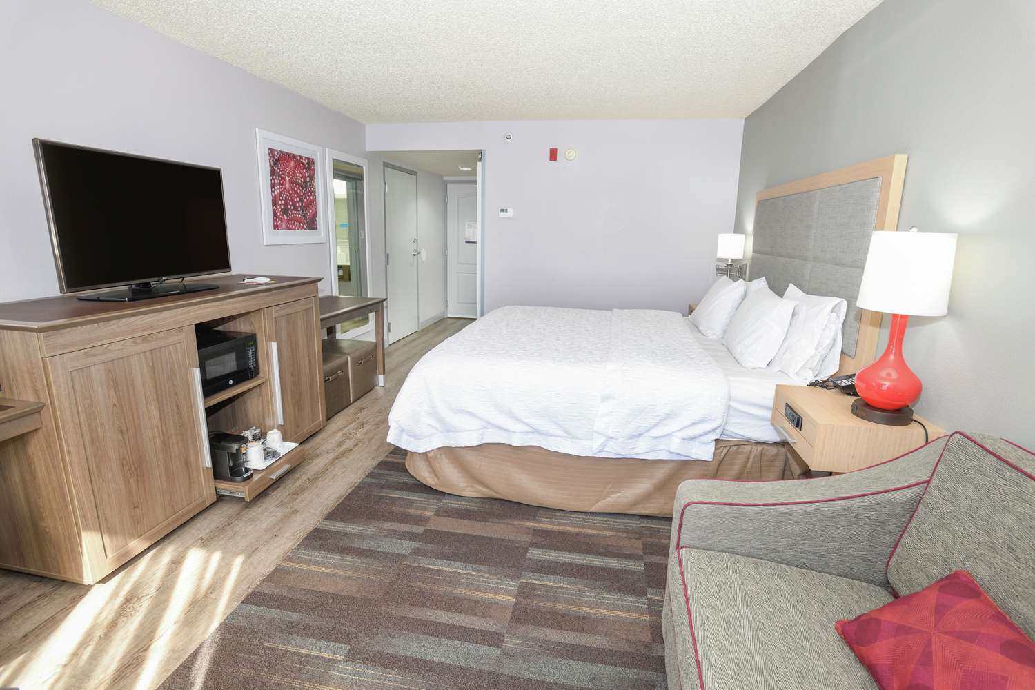 hampton inn jacksonville east regency square