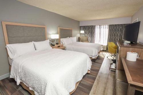 hampton inn jacksonville east regency square