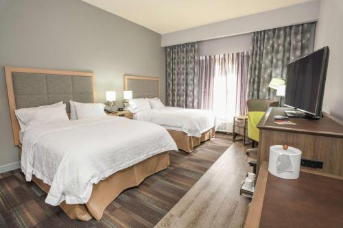 hampton inn jacksonville east regency square