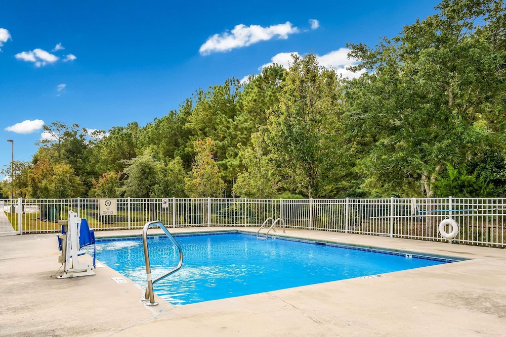 sleep inn and suites jacksonville near camp lejeune