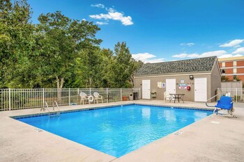 Sleep Inn & Suites Jacksonville Near Camp Lejeune,Onslow County>>Jacksonville,3 star