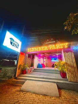 Slumber Party Phi Phi,,1 star