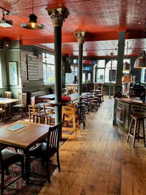 the crown rooms