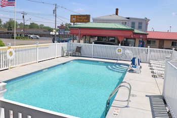 woodland inn