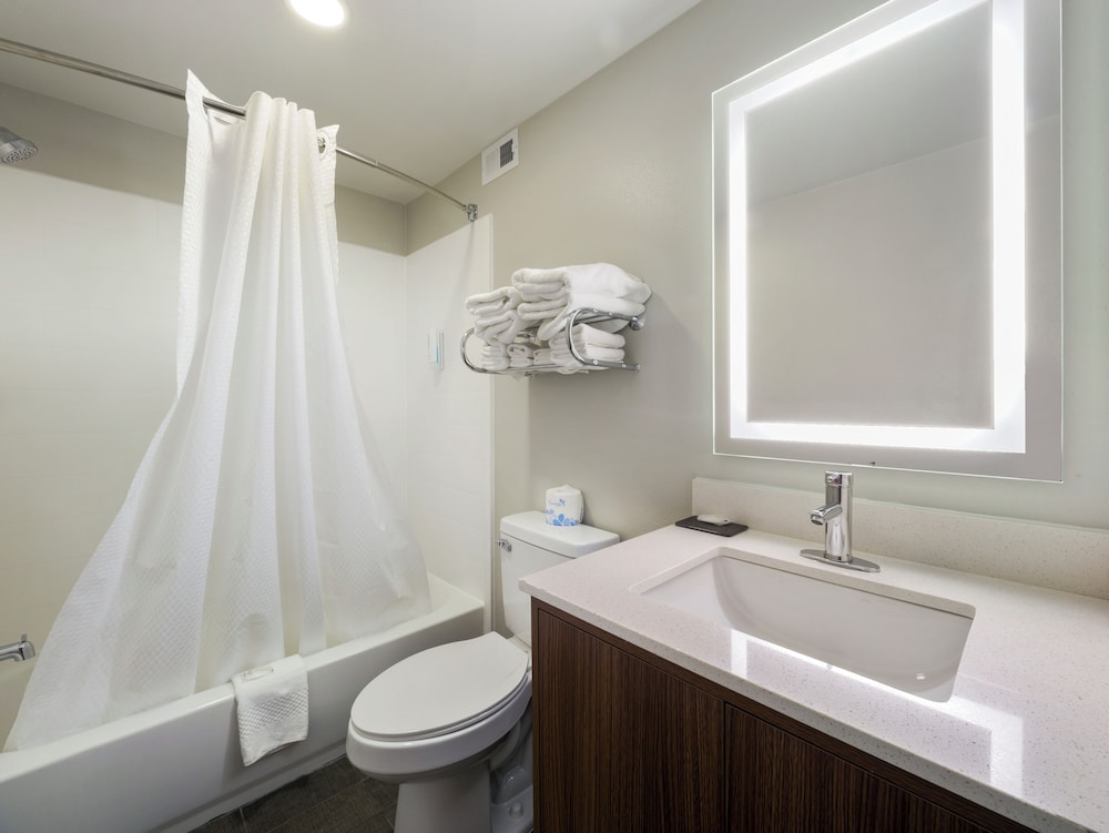 mainstay suites chambersburg east