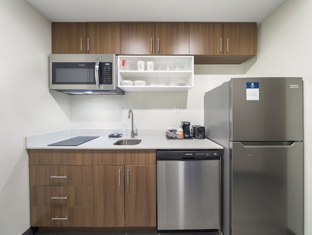 mainstay suites chambersburg east
