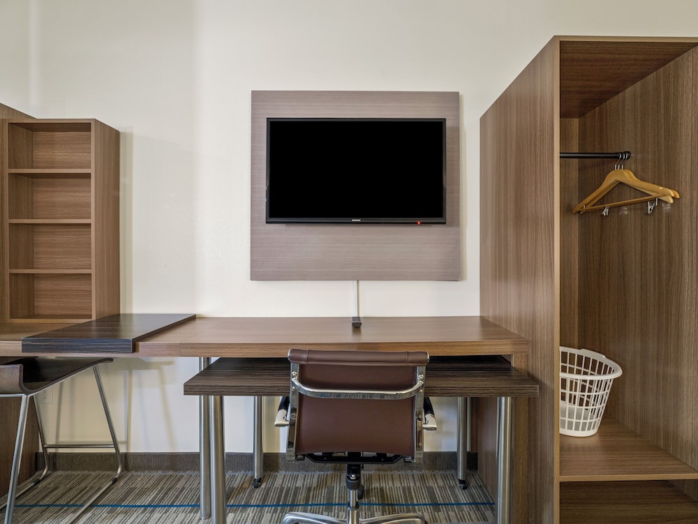 mainstay suites chambersburg east