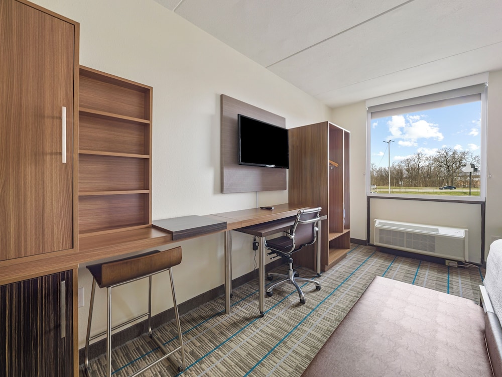 mainstay suites chambersburg east