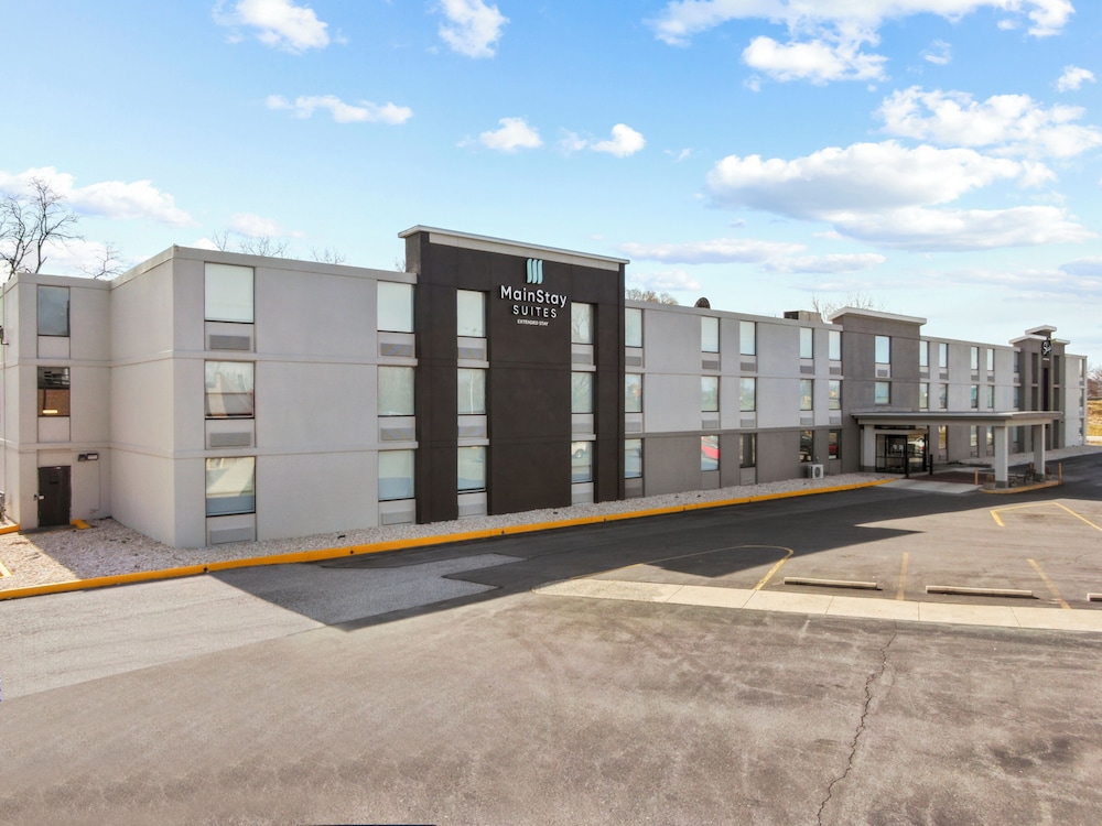 mainstay suites chambersburg east