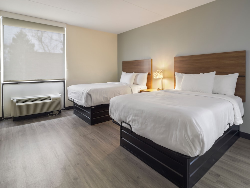 mainstay suites chambersburg east