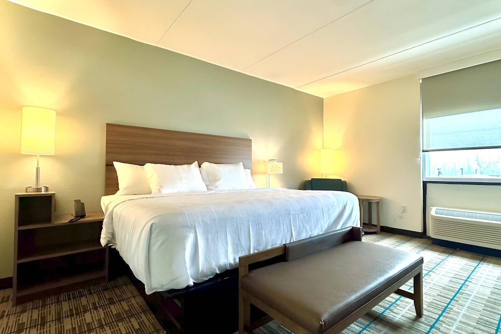 mainstay suites chambersburg east