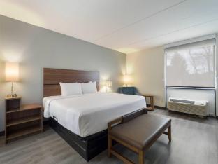 mainstay suites chambersburg east